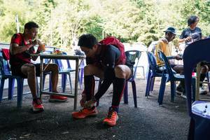 BIB: 
                            <button type="button" onclick="openModal(28155373)" class="btn btn-primary btn-sm float-right btn-popup" data-toggle="modal" data-target=".modal-high-quality">
                        <i class="fas fa-shopping-cart"></i> Add to Cart
                    </button>
                                            <button type="button" onclick="isThisMe(28155373, true)" class="btn btn-success btn-sm float-right btn-popup btn-isme hidden" data-toggle="tooltip" data-placement="bottom" title="นี่คือรูปของคุณใช่ไหม คลิกที่นี่เพื่อเอาเข้าอัลบั้ม">
                        <i class="fas fa-plus"></i> Add to album
                    </button>
                    <button type="button" onclick="isThisMe(28155373, false)" class="btn btn-warning btn-sm float-right btn-popup btn-isnotme hidden">
                        <i class="fas fa-ban"></i> Remove from album
                    </button>